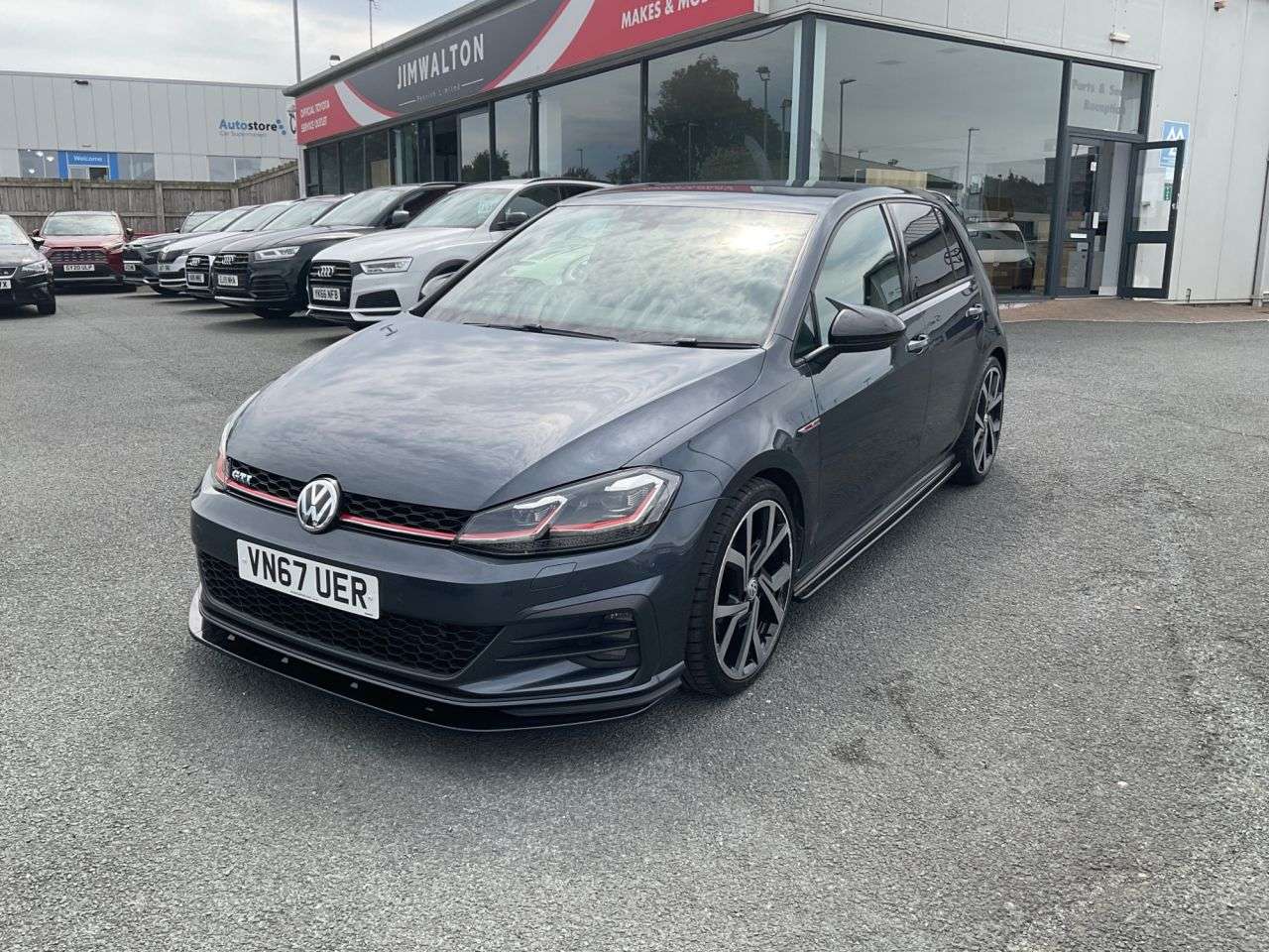 2017 VOLKSWAGEN GOLF 2017 VOLKSWAGEN GOLF