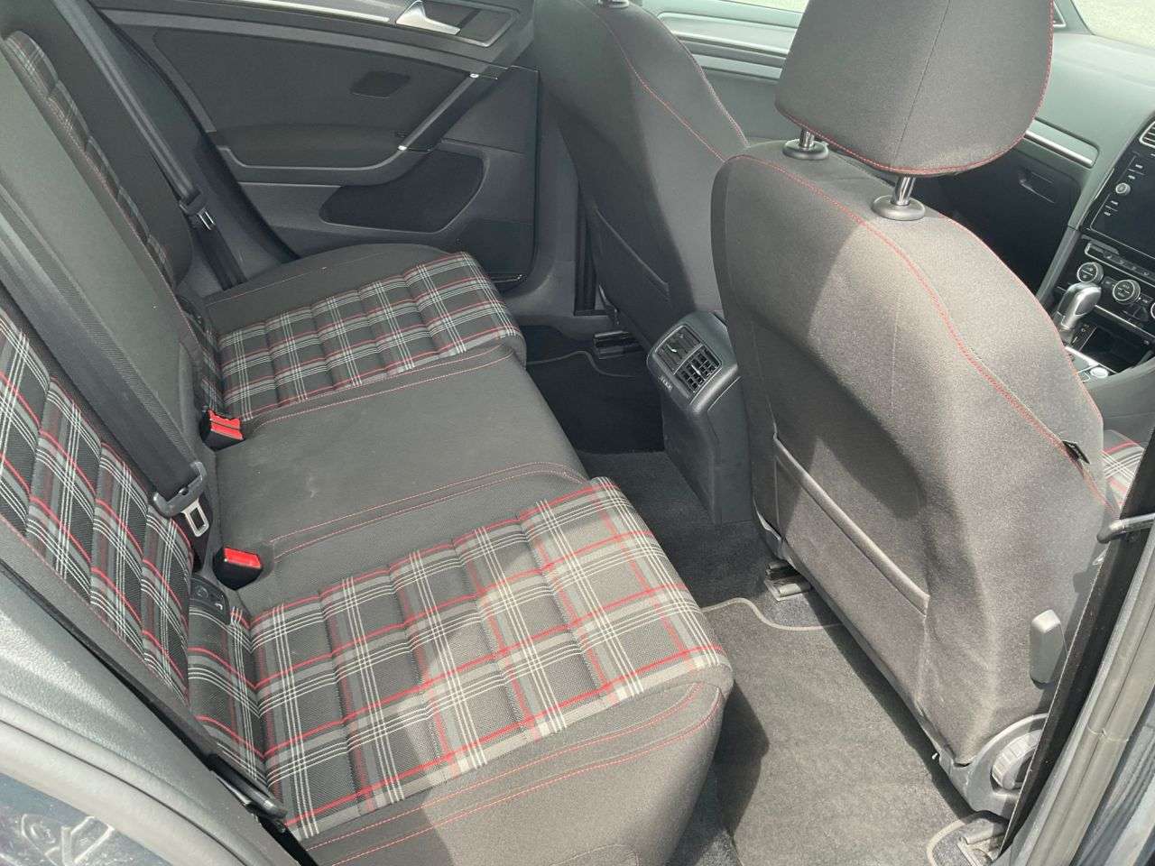 2017 VOLKSWAGEN GOLF 2017 VOLKSWAGEN GOLF