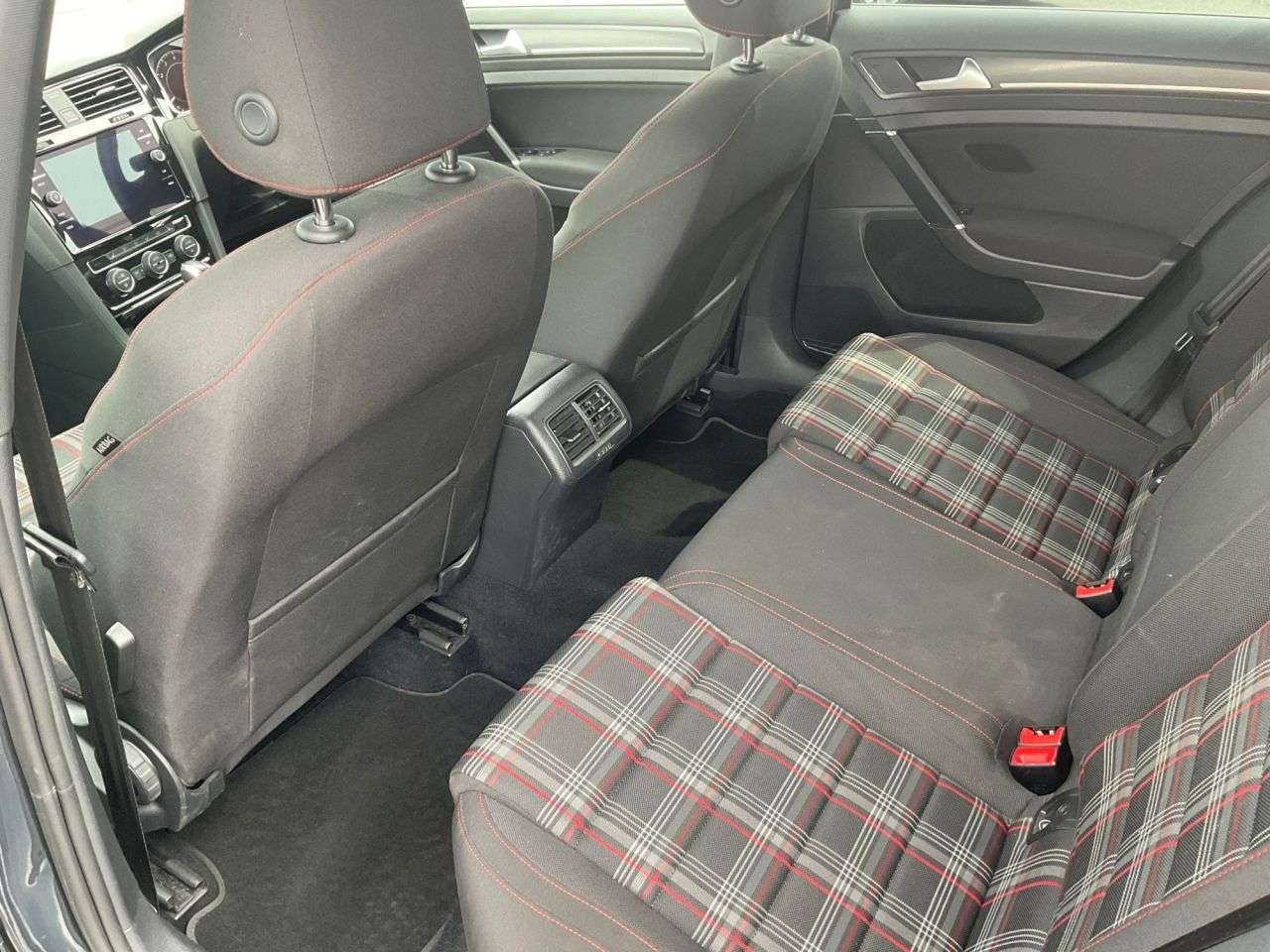 2017 VOLKSWAGEN GOLF 2017 VOLKSWAGEN GOLF