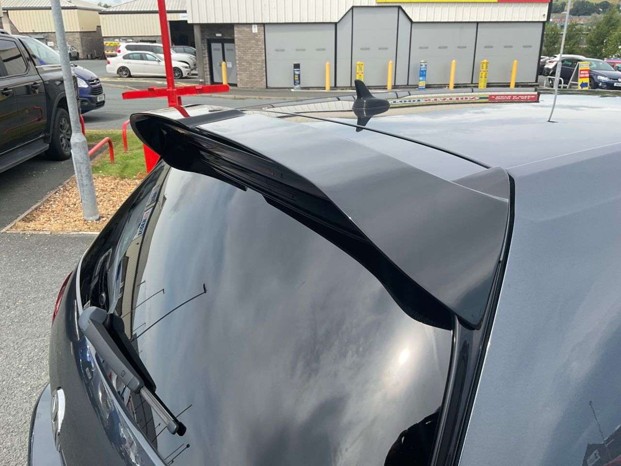 2017 VOLKSWAGEN GOLF 2017 VOLKSWAGEN GOLF