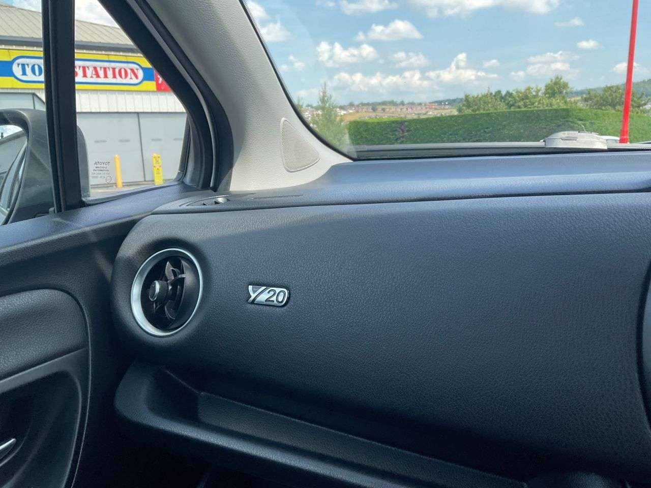 2020 TOYOTA YARIS 2020 TOYOTA YARIS