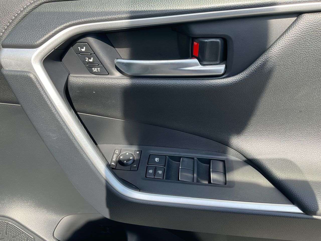 2019 TOYOTA RAV4 2019 TOYOTA RAV4