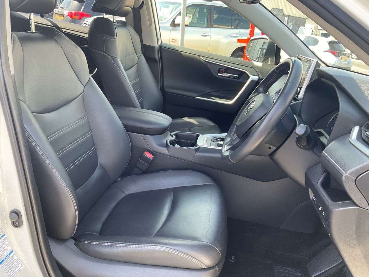 2019 TOYOTA RAV4 2019 TOYOTA RAV4