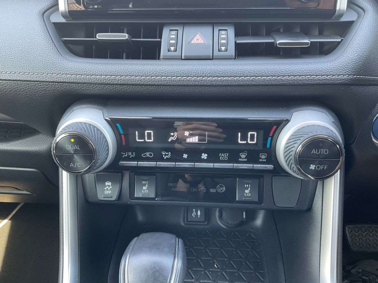2019 TOYOTA RAV4 2019 TOYOTA RAV4