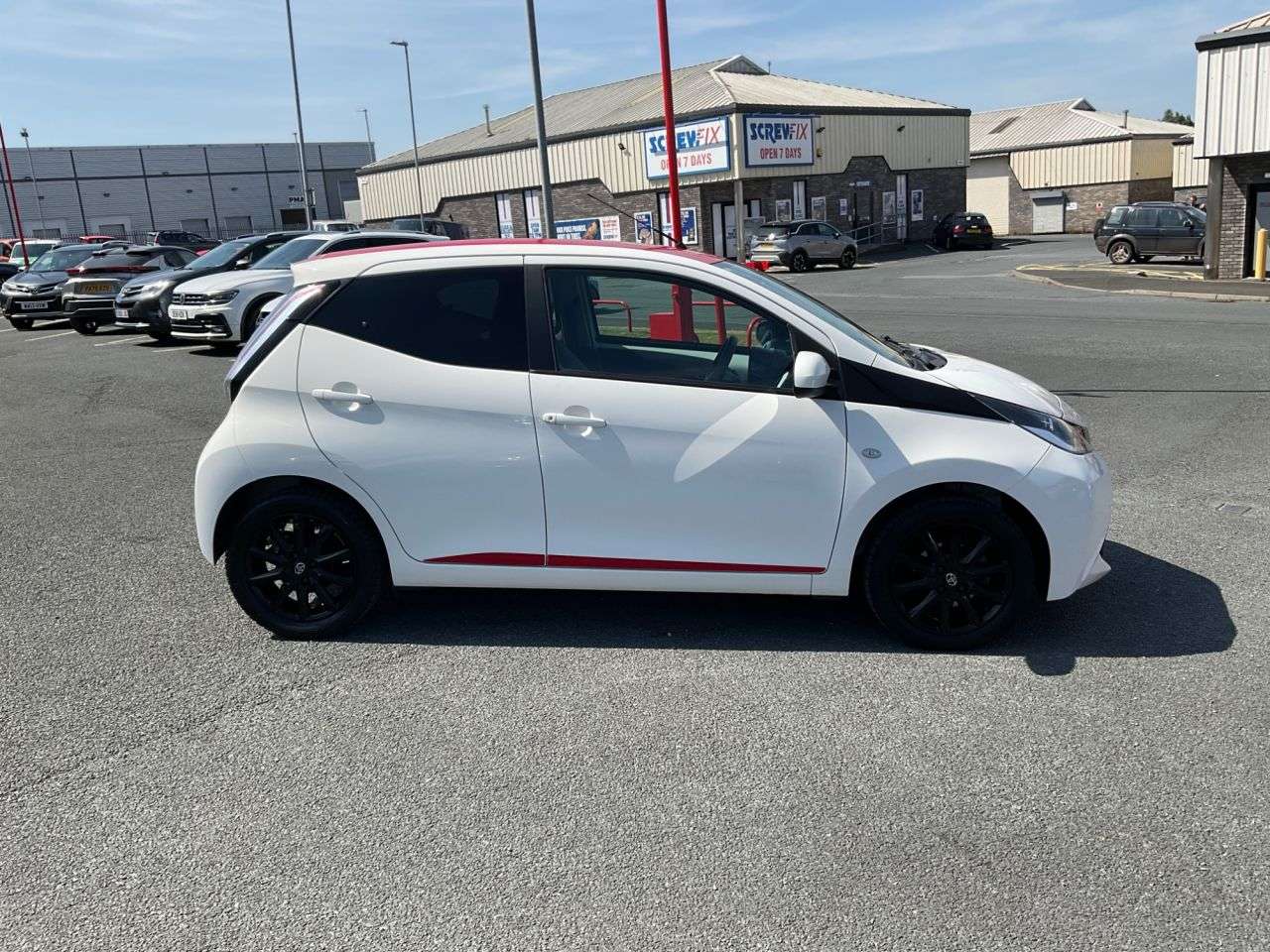 A 2018 TOYOTA AYGO 1.0 VVT-i x-press Hatchback 5dr Petrol Manual Euro 6 (68 ps) DAB Camera Air A 2018 TOYOTA AYGO 1.0 VVT-i x-press Hatchback 5dr Petrol Manual Euro 6 (68 ps) DAB Camera Air