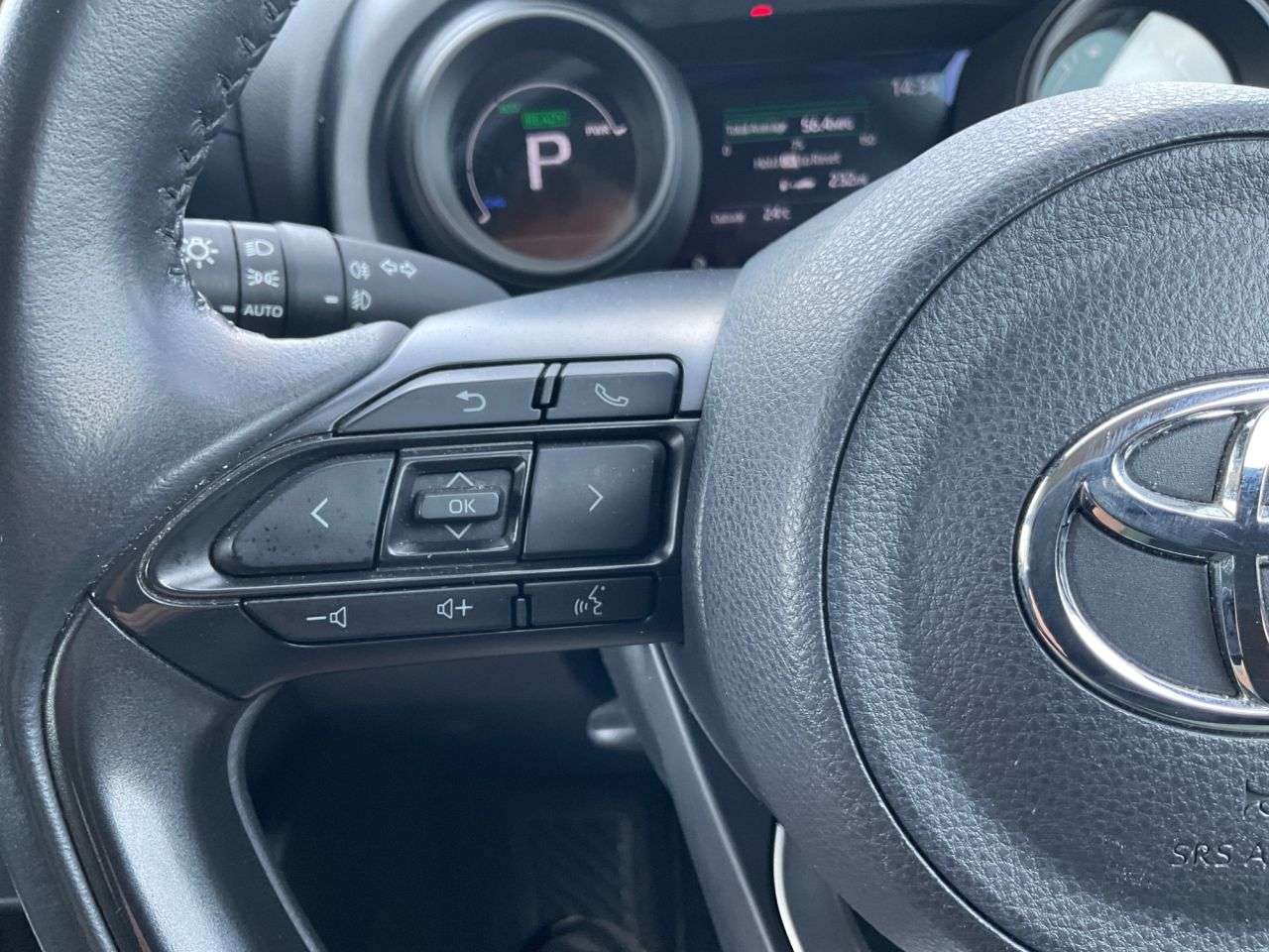 2021 TOYOTA YARIS 2021 TOYOTA YARIS