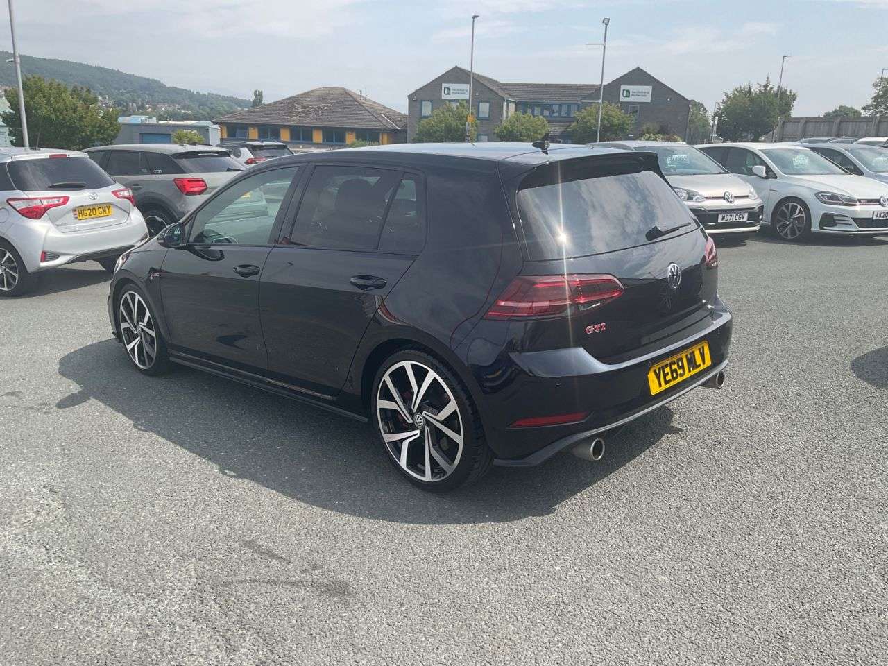 2020 VOLKSWAGEN GOLF 2020 VOLKSWAGEN GOLF