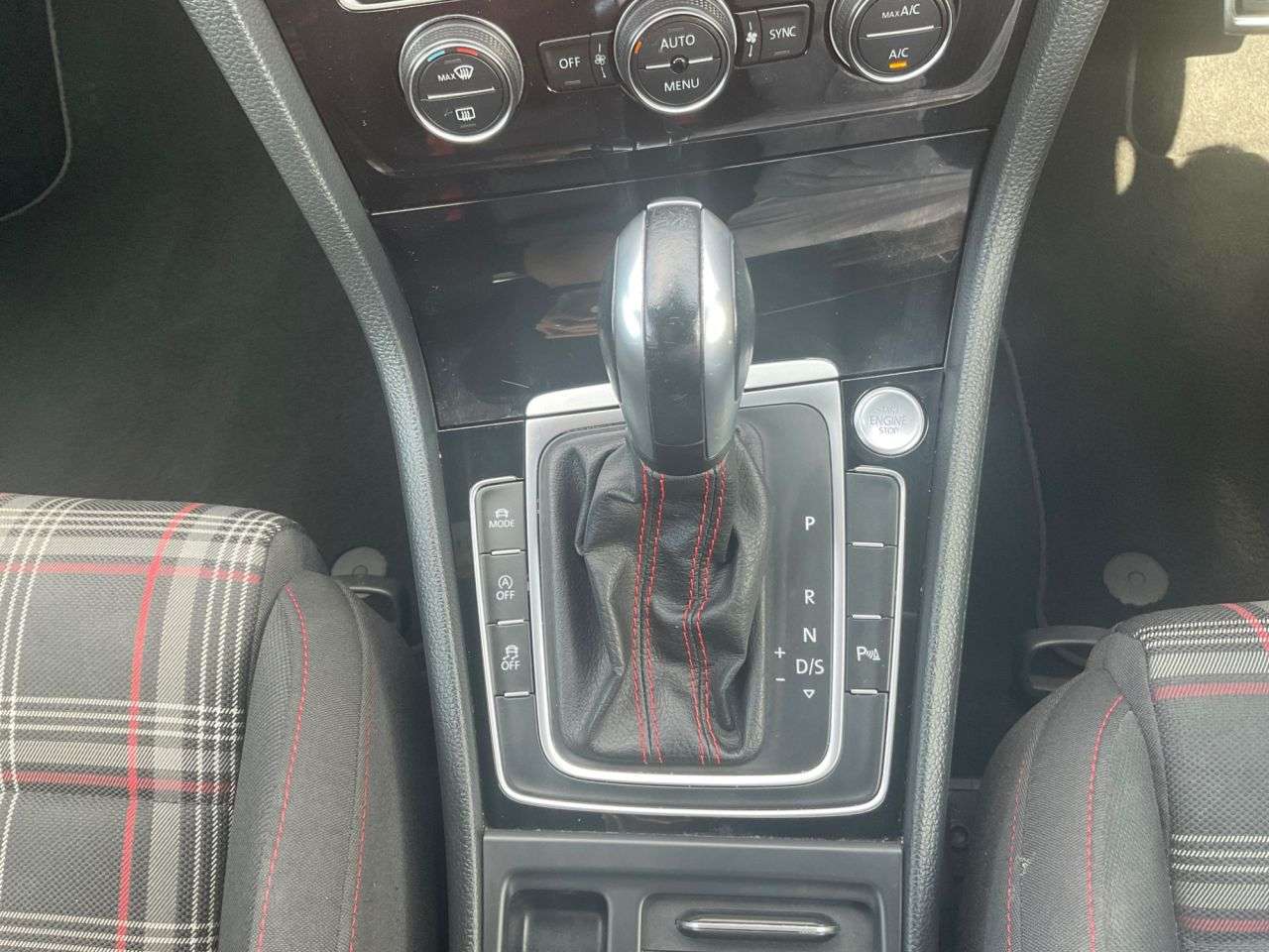 2020 VOLKSWAGEN GOLF 2020 VOLKSWAGEN GOLF
