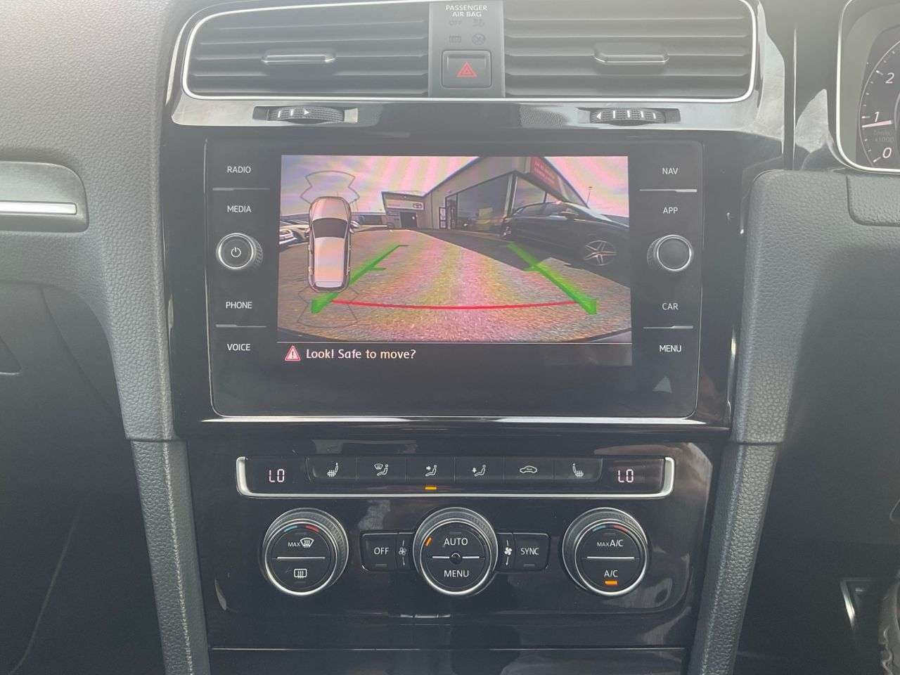 2020 VOLKSWAGEN GOLF 2020 VOLKSWAGEN GOLF