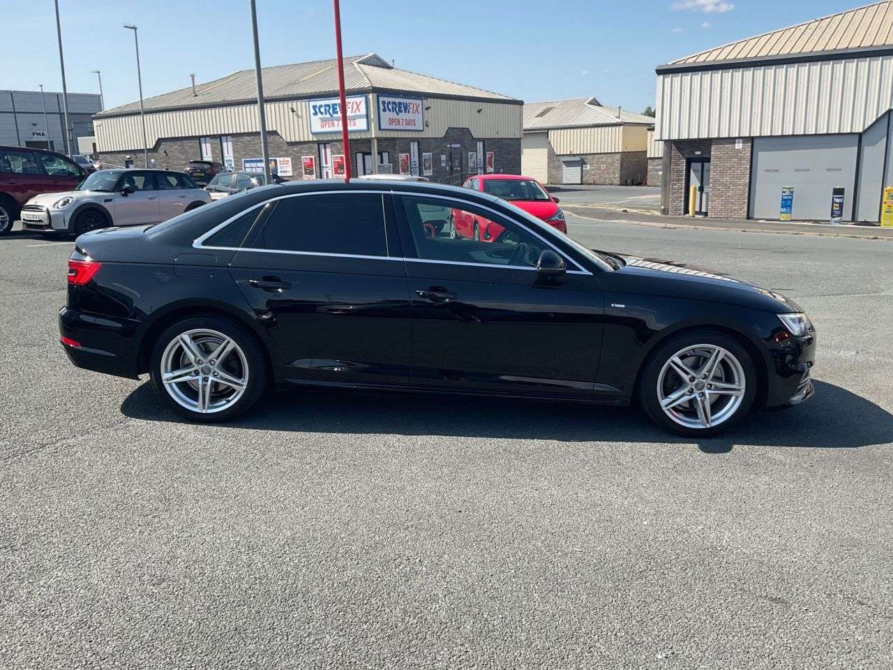 A 2017 AUDI A4 2.0 TDI S line Saloon 4dr Diesel Manual Euro 6 (s/s) (150 ps) Cruise Nav DA A 2017 AUDI A4 2.0 TDI S line Saloon 4dr Diesel Manual Euro 6 (s/s) (150 ps) Cruise Nav DA