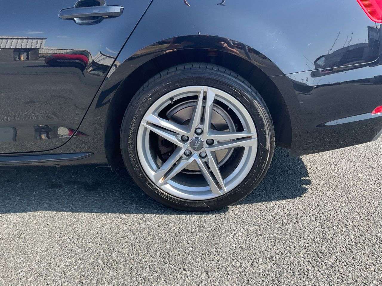 2017 AUDI A4 2017 AUDI A4