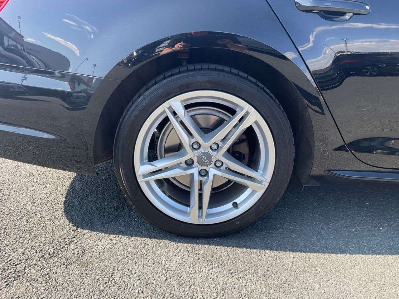2017 AUDI A4 2017 AUDI A4