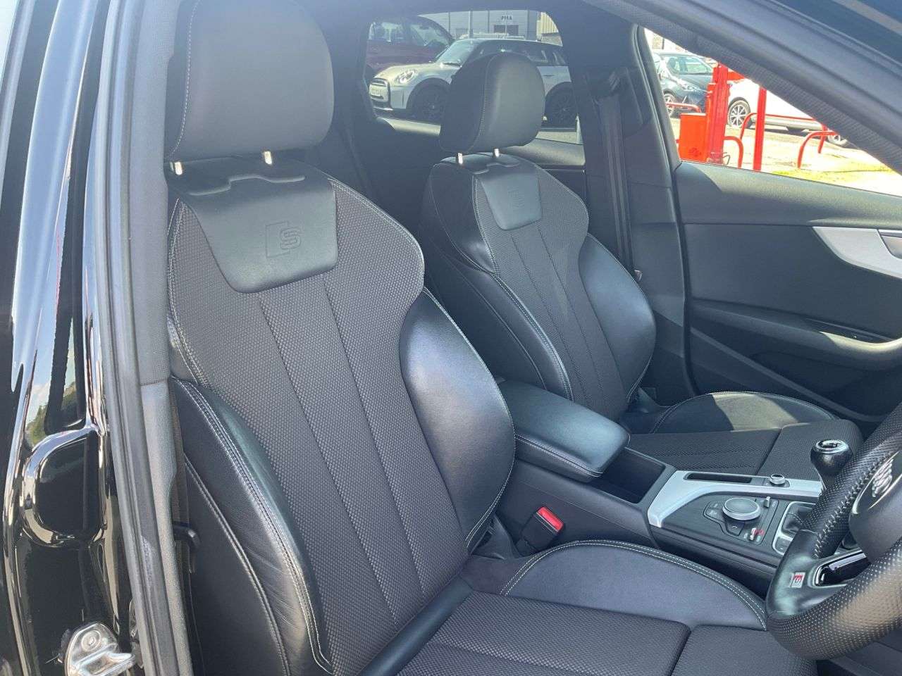 2017 AUDI A4 2017 AUDI A4