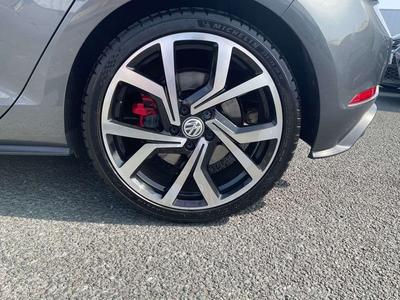 2019 VOLKSWAGEN GOLF 2019 VOLKSWAGEN GOLF