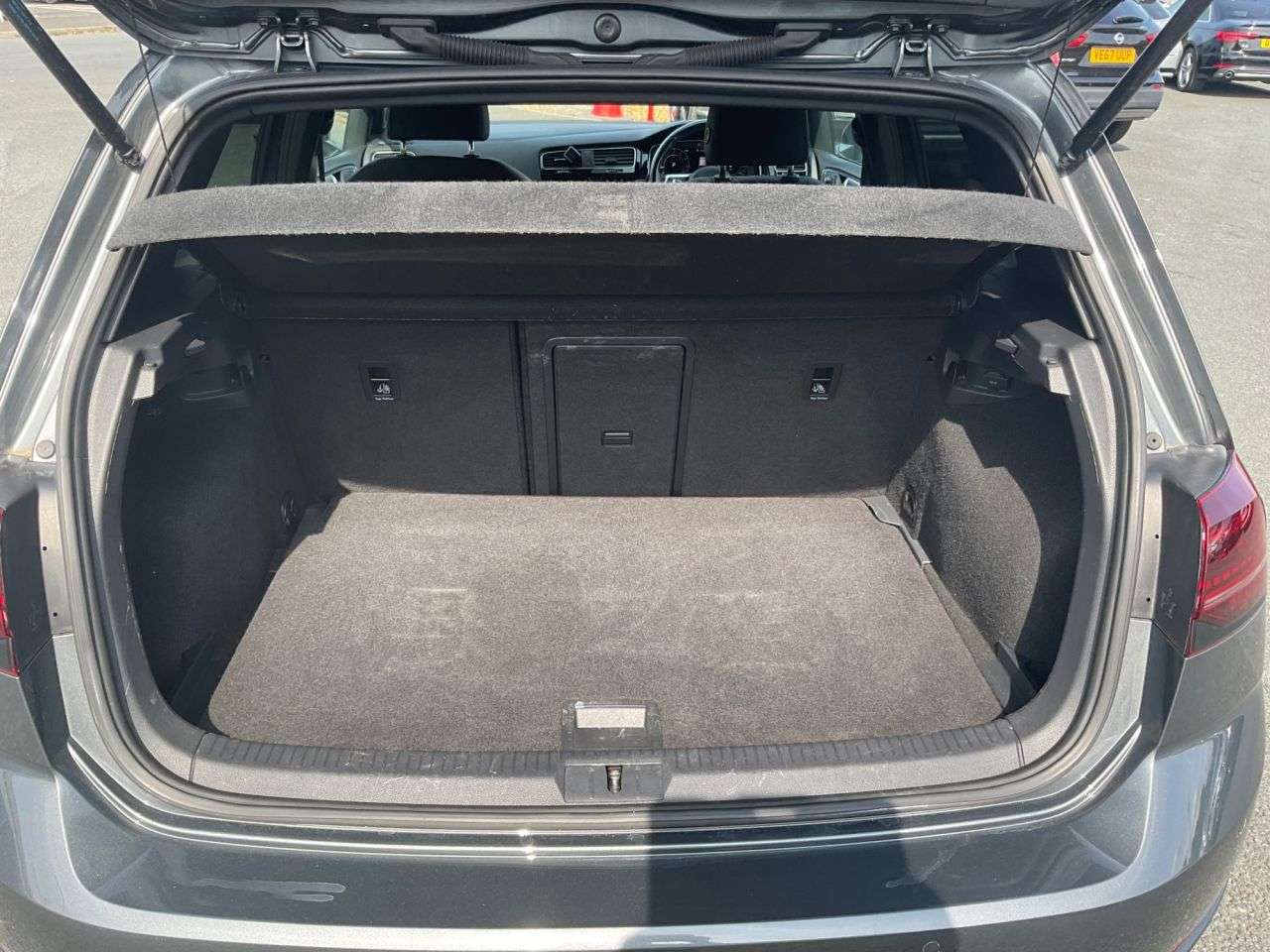 2019 VOLKSWAGEN GOLF 2019 VOLKSWAGEN GOLF