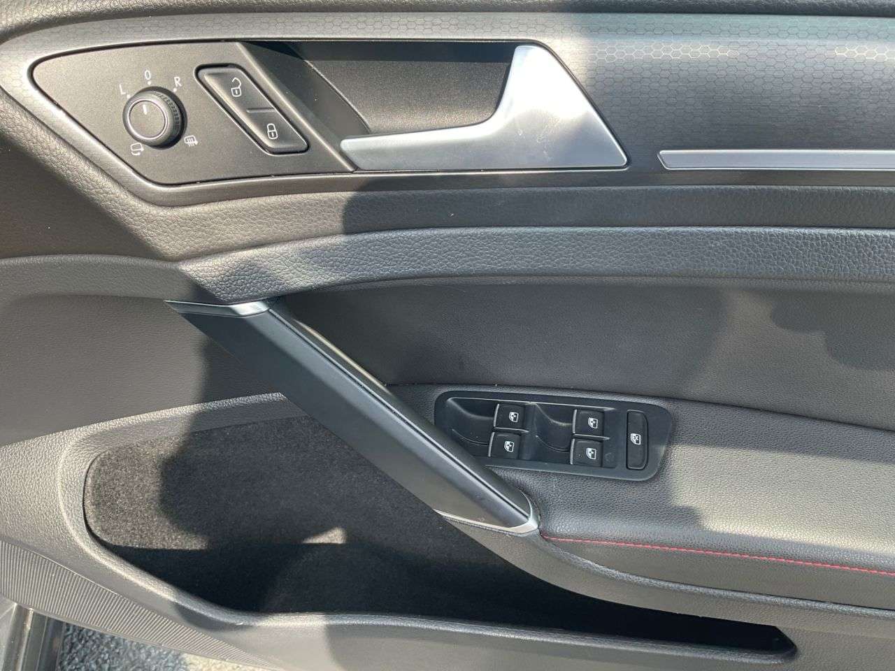 2019 VOLKSWAGEN GOLF 2019 VOLKSWAGEN GOLF