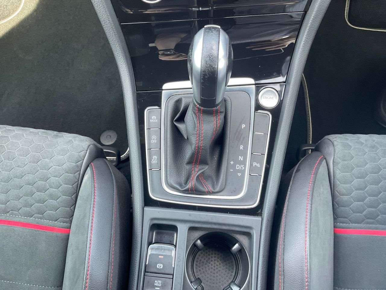 2019 VOLKSWAGEN GOLF 2019 VOLKSWAGEN GOLF