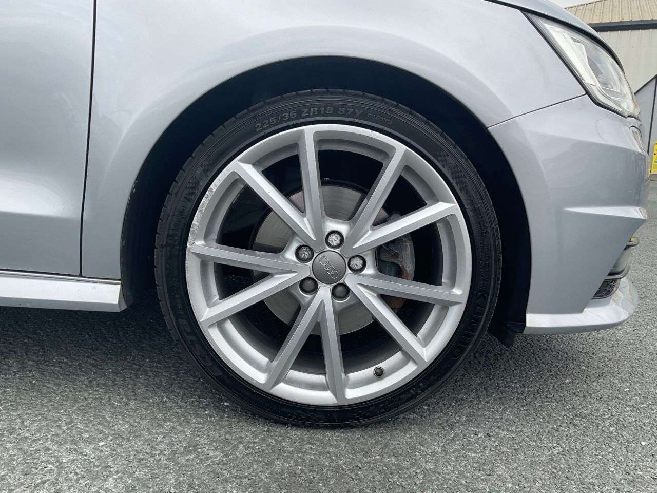 2017 AUDI A1 2017 AUDI A1