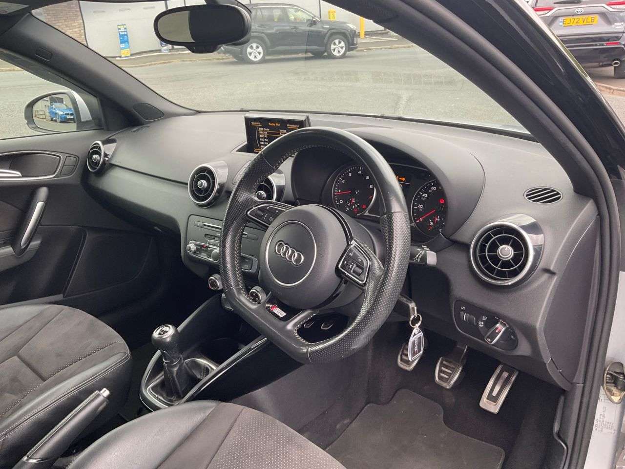 2017 AUDI A1 2017 AUDI A1