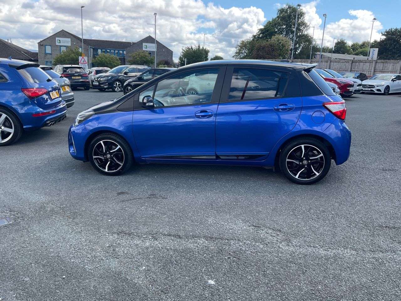 2019 TOYOTA YARIS 2019 TOYOTA YARIS