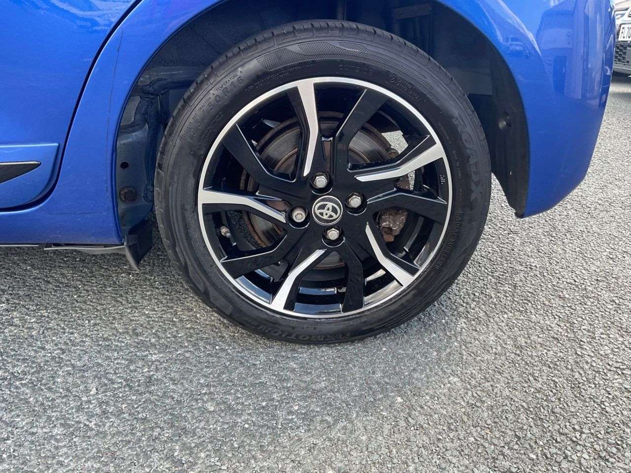 2019 TOYOTA YARIS 2019 TOYOTA YARIS