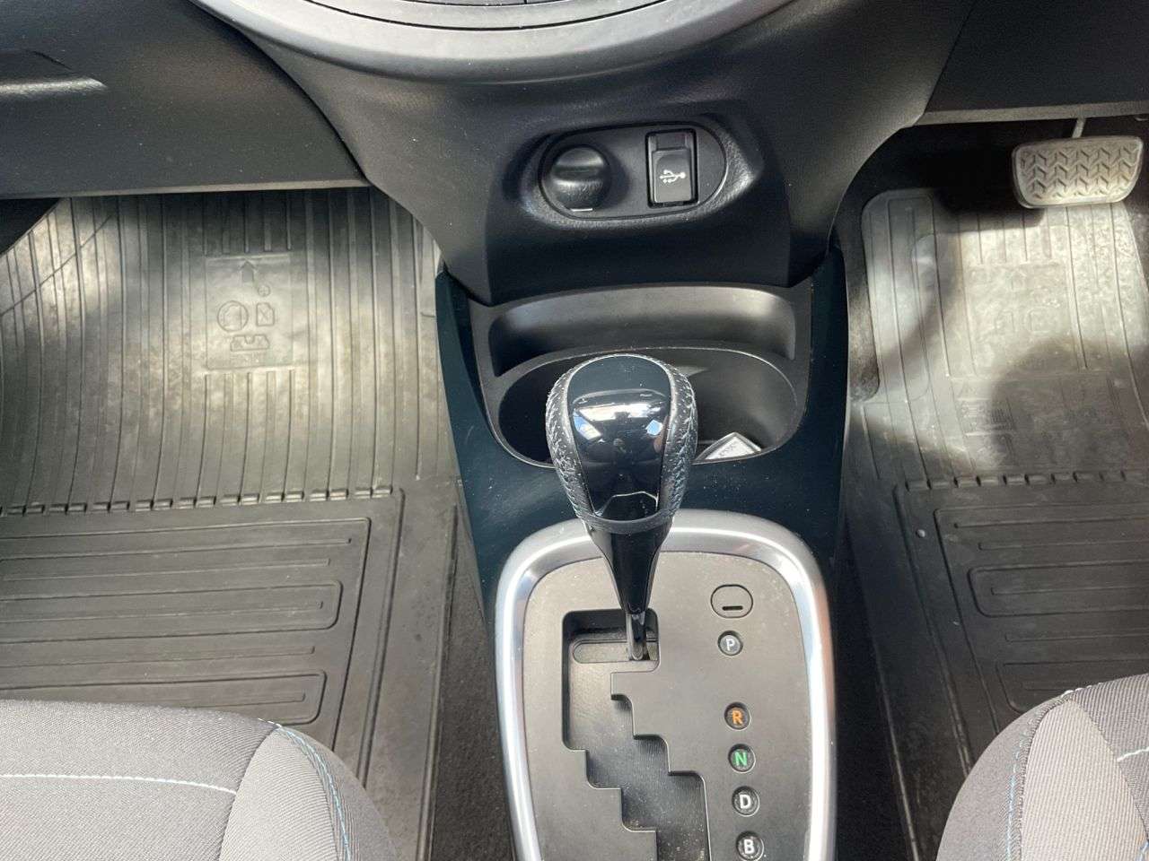 2019 TOYOTA YARIS 2019 TOYOTA YARIS