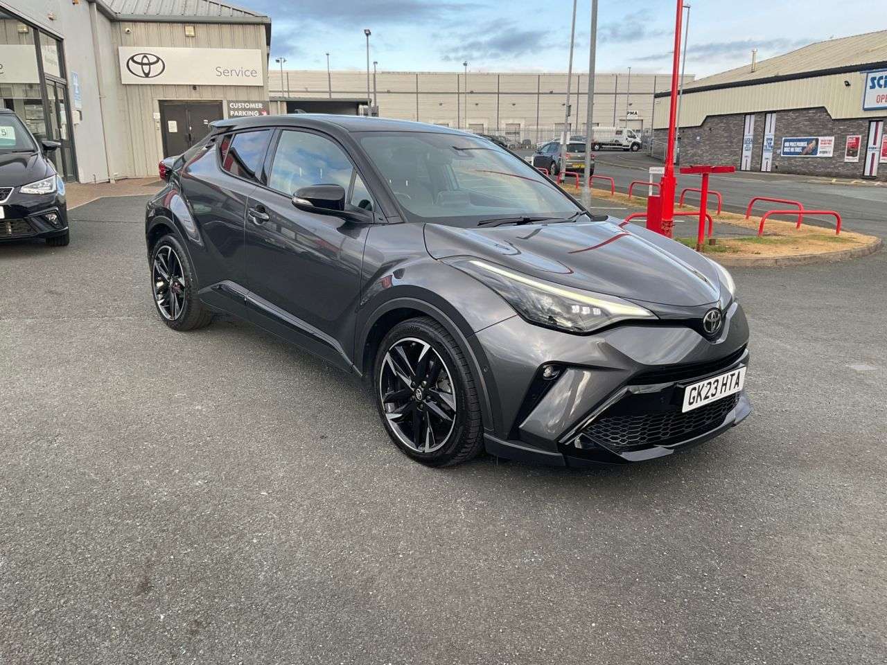 A 2023 TOYOTA C-HR 1.8 VVT-h GR SPORT SUV 5dr Petrol Hybrid CVT Euro 6 (s/s) (122 ps) Nav Came A 2023 TOYOTA C-HR 1.8 VVT-h GR SPORT SUV 5dr Petrol Hybrid CVT Euro 6 (s/s) (122 ps) Nav Came
