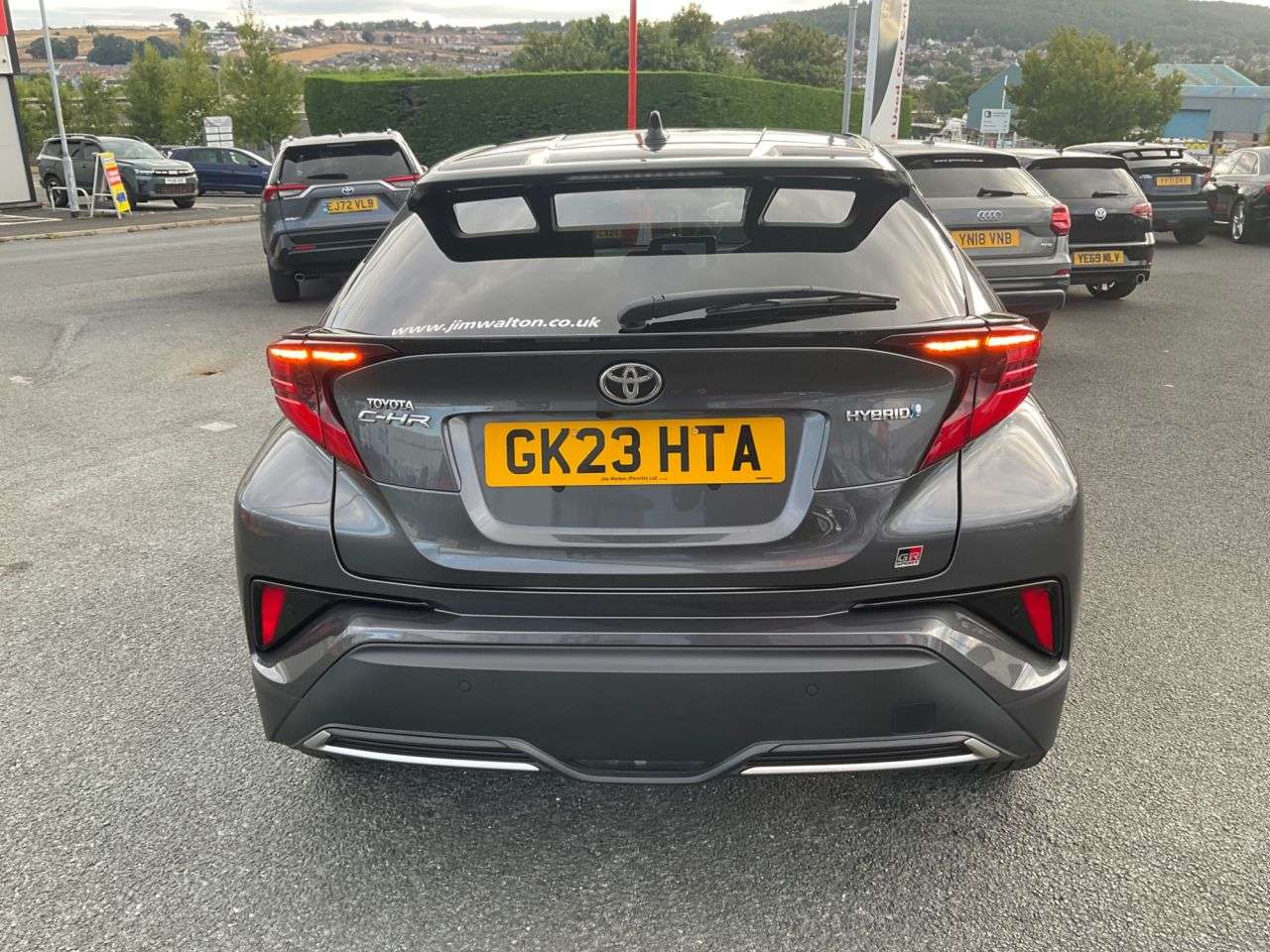 2023 TOYOTA C-HR 2023 TOYOTA C-HR