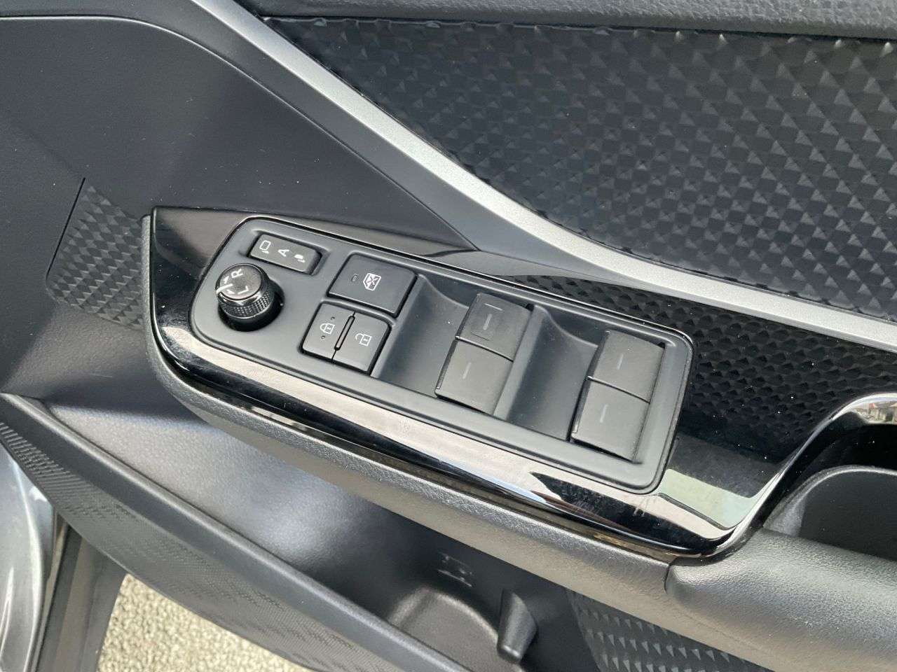 2023 TOYOTA C-HR 2023 TOYOTA C-HR