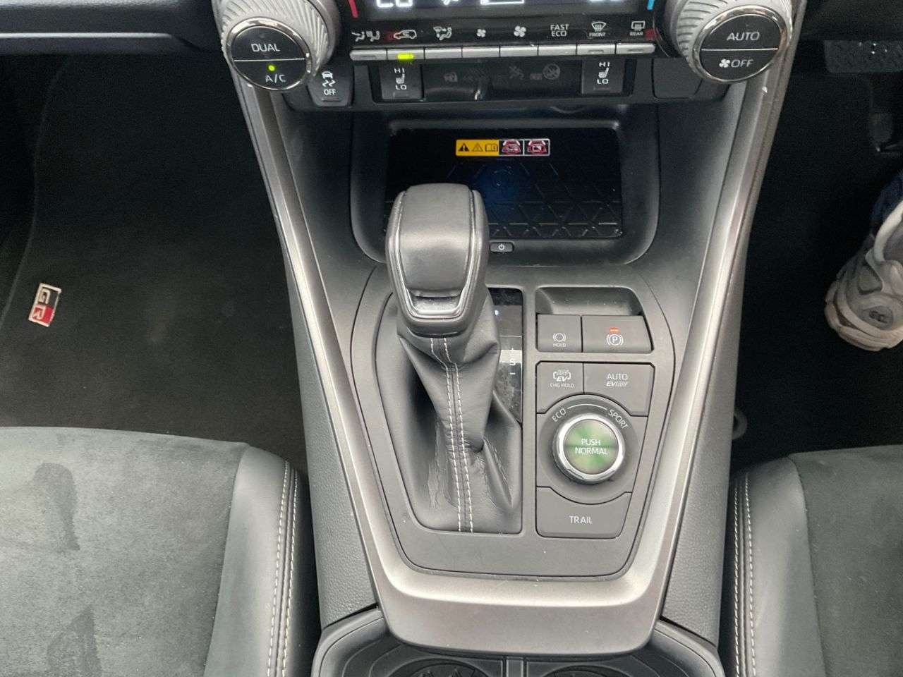 2024 TOYOTA RAV4 2024 TOYOTA RAV4