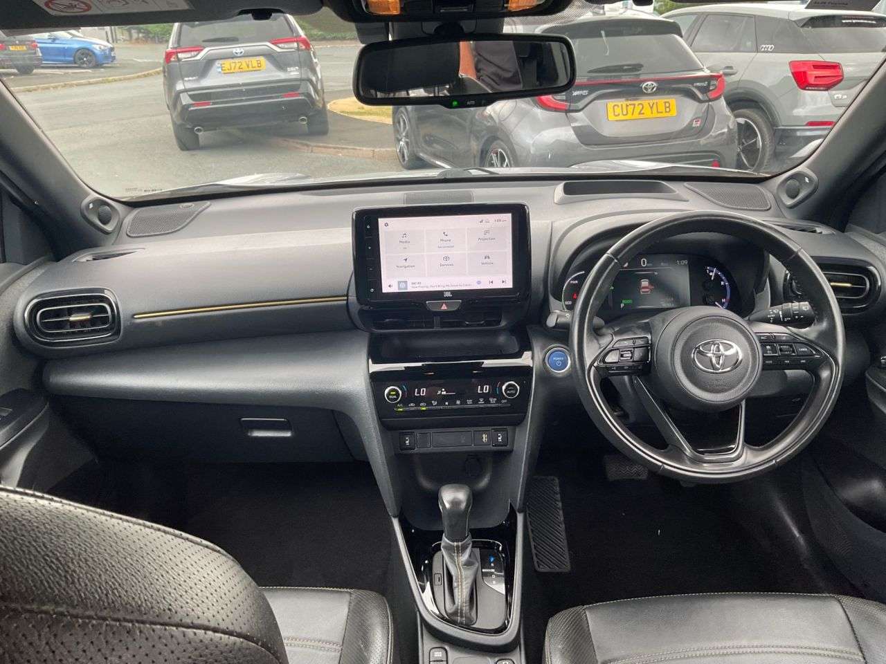 2022 TOYOTA YARIS CROSS 2022 TOYOTA YARIS CROSS