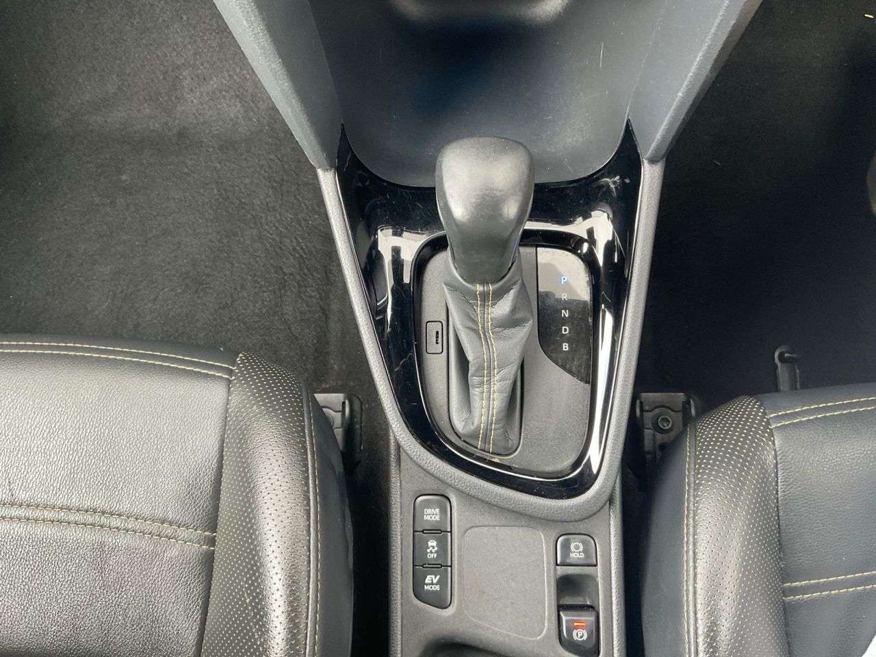 2022 TOYOTA YARIS CROSS 2022 TOYOTA YARIS CROSS
