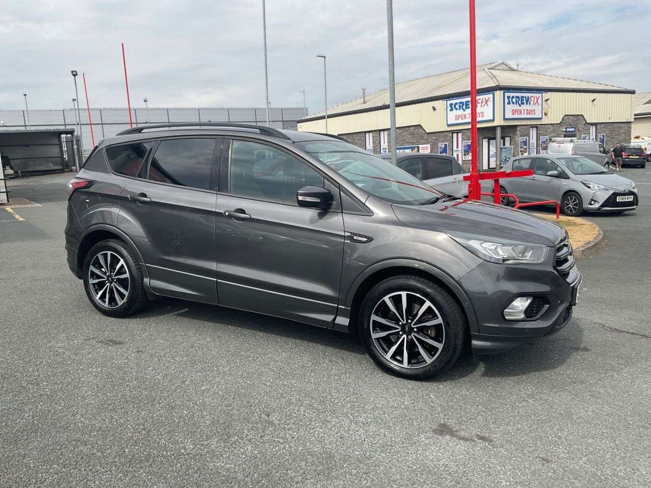 A 2019 FORD KUGA 2.0 TDCi EcoBlue ST-Line SUV 5dr Diesel Manual Euro 6 (s/s) (150 ps) A 2019 FORD KUGA 2.0 TDCi EcoBlue ST-Line SUV 5dr Diesel Manual Euro 6 (s/s) (150 ps)