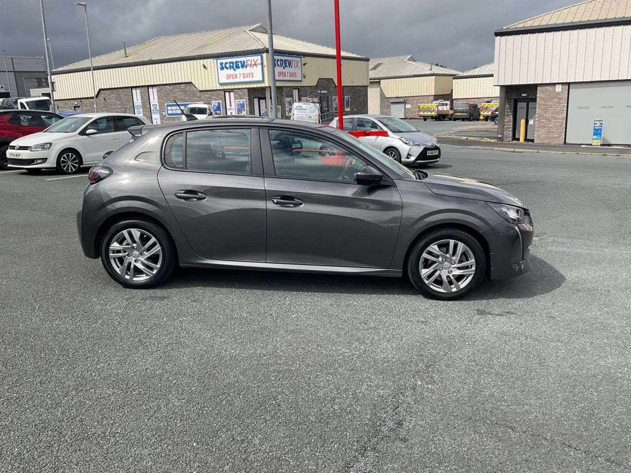 A 2020 PEUGEOT 208 1.2 PureTech Active Hatchback 5dr Petrol Manual Euro 6 (s/s) (100 ps) A 2020 PEUGEOT 208 1.2 PureTech Active Hatchback 5dr Petrol Manual Euro 6 (s/s) (100 ps)