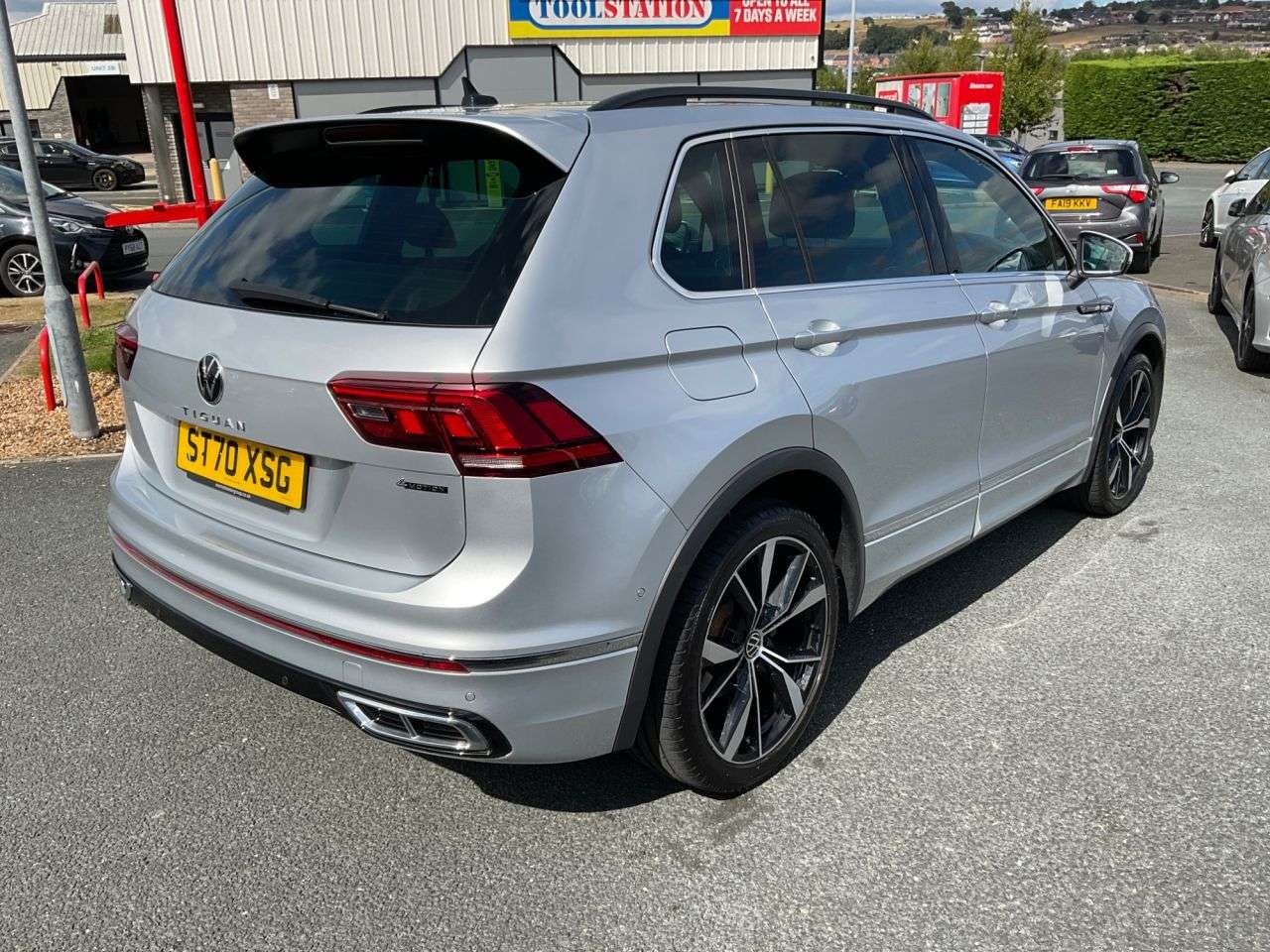 2021 VOLKSWAGEN TIGUAN 2021 VOLKSWAGEN TIGUAN