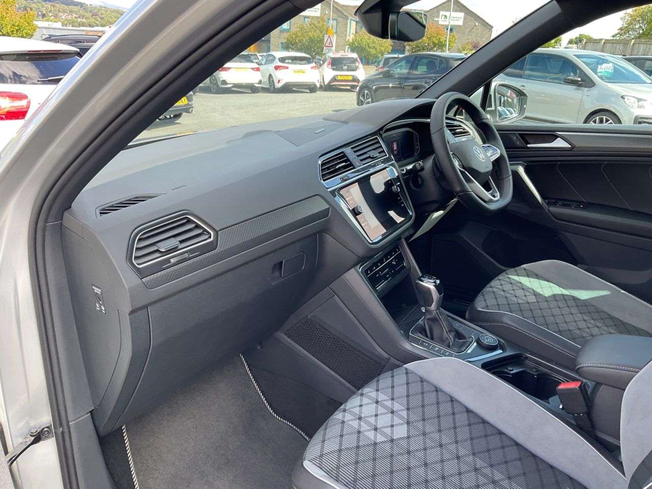 2021 VOLKSWAGEN TIGUAN 2021 VOLKSWAGEN TIGUAN