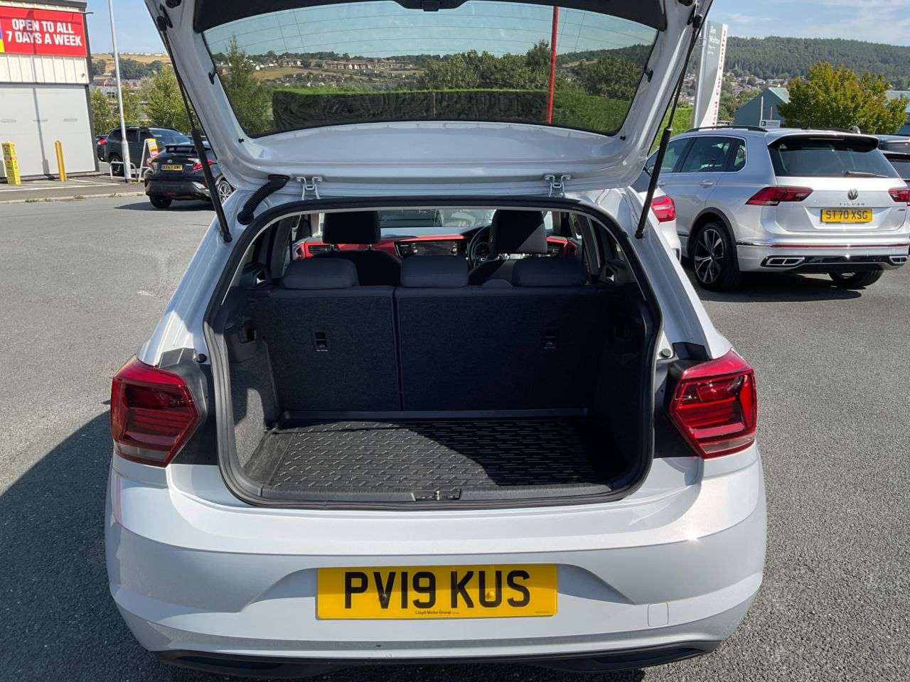 2019 VOLKSWAGEN POLO 2019 VOLKSWAGEN POLO