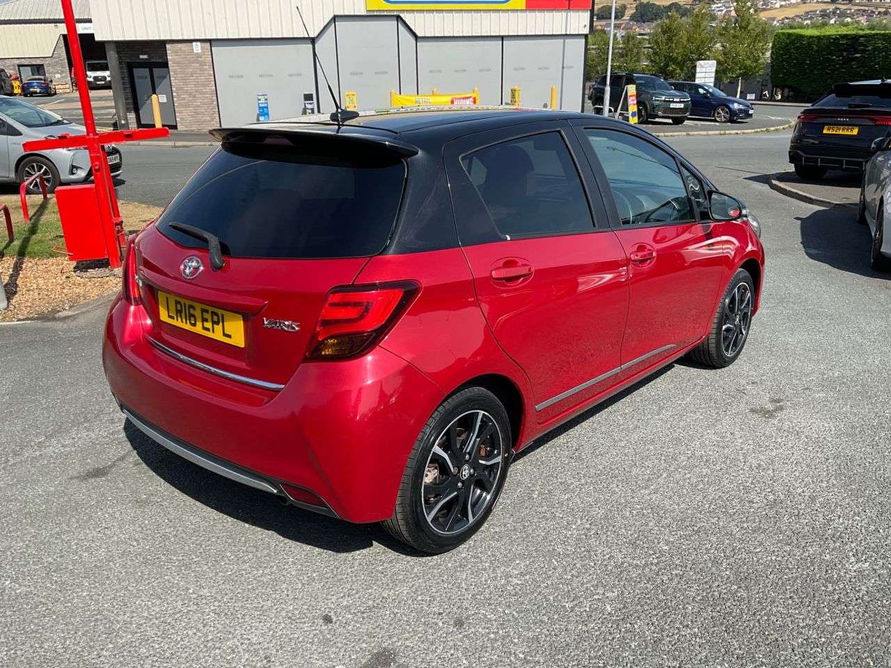 2016 TOYOTA YARIS 2016 TOYOTA YARIS