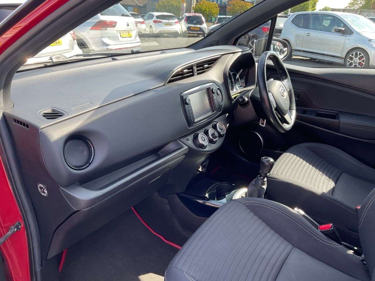 2016 TOYOTA YARIS 2016 TOYOTA YARIS