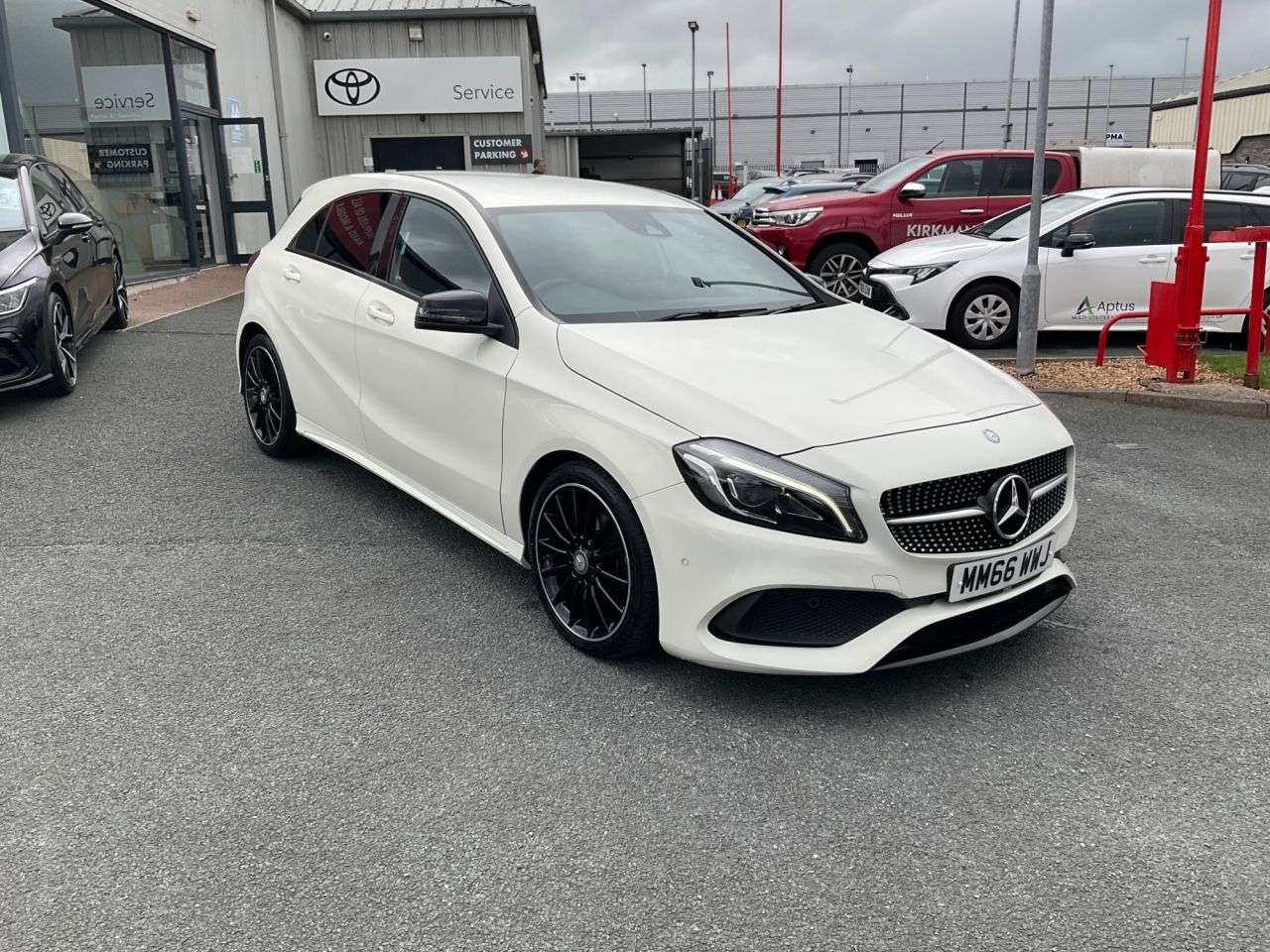 A 2017 MERCEDES-BENZ A CLASS 2.1 A200d AMG Line (Premium) Hatchback 5dr Diesel 7G-DCT Euro 6 (s/s) (136 A 2017 MERCEDES-BENZ A CLASS 2.1 A200d AMG Line (Premium) Hatchback 5dr Diesel 7G-DCT Euro 6 (s/s) (136