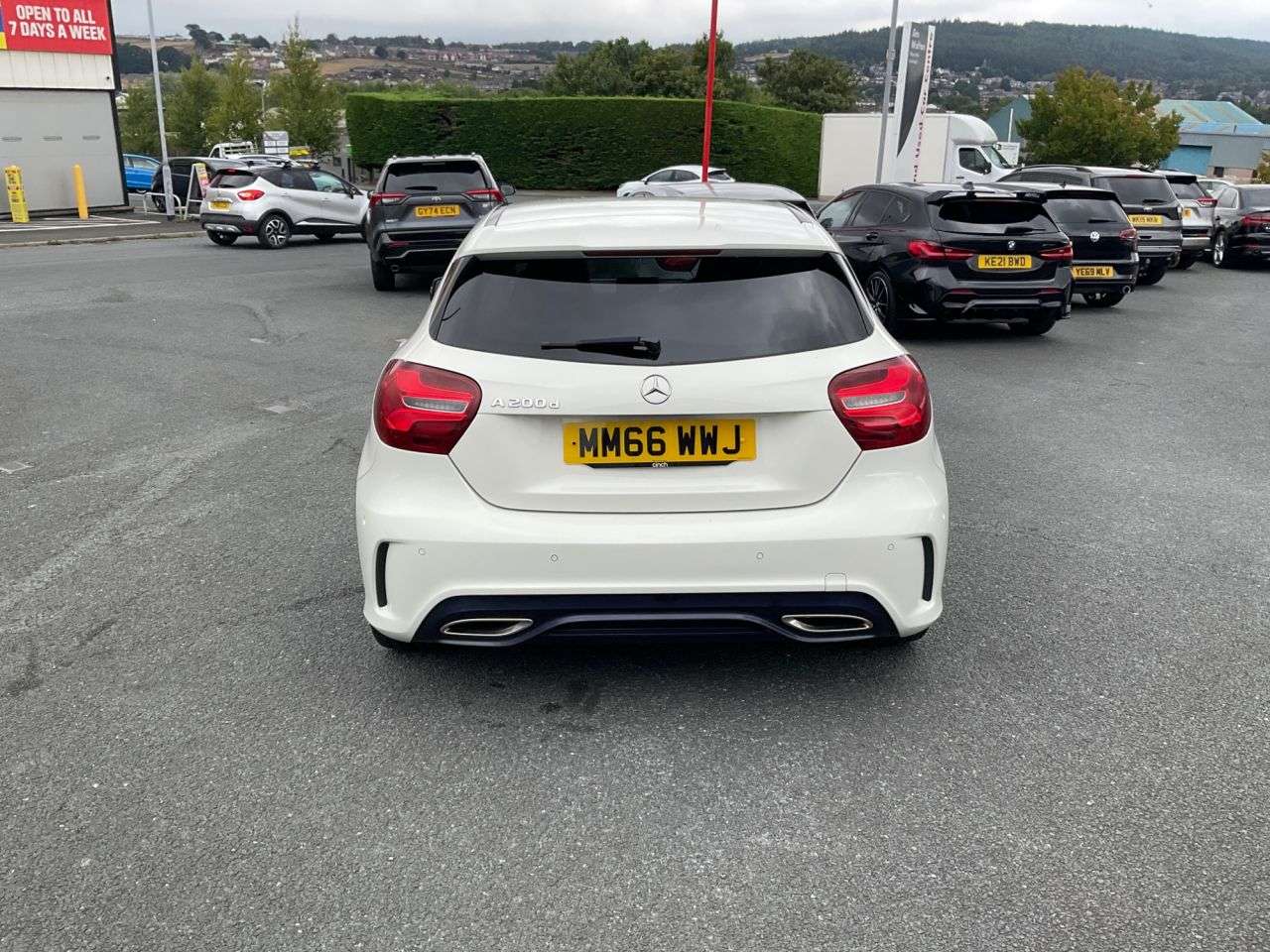 2017 MERCEDES-BENZ A CLASS 2017 MERCEDES-BENZ A CLASS