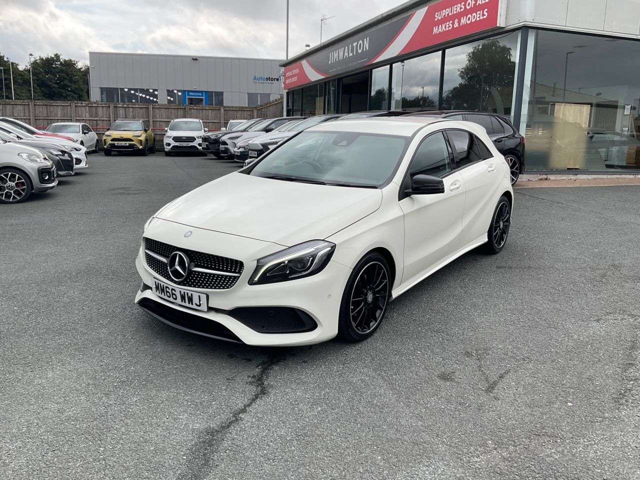 2017 MERCEDES-BENZ A CLASS 2017 MERCEDES-BENZ A CLASS