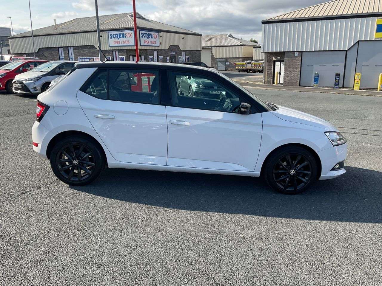 A 2021 SKODA FABIA 1.0 TSI Colour Edition Hatchback 5dr Petrol Manual Euro 6 (s/s) (95 ps) A 2021 SKODA FABIA 1.0 TSI Colour Edition Hatchback 5dr Petrol Manual Euro 6 (s/s) (95 ps)