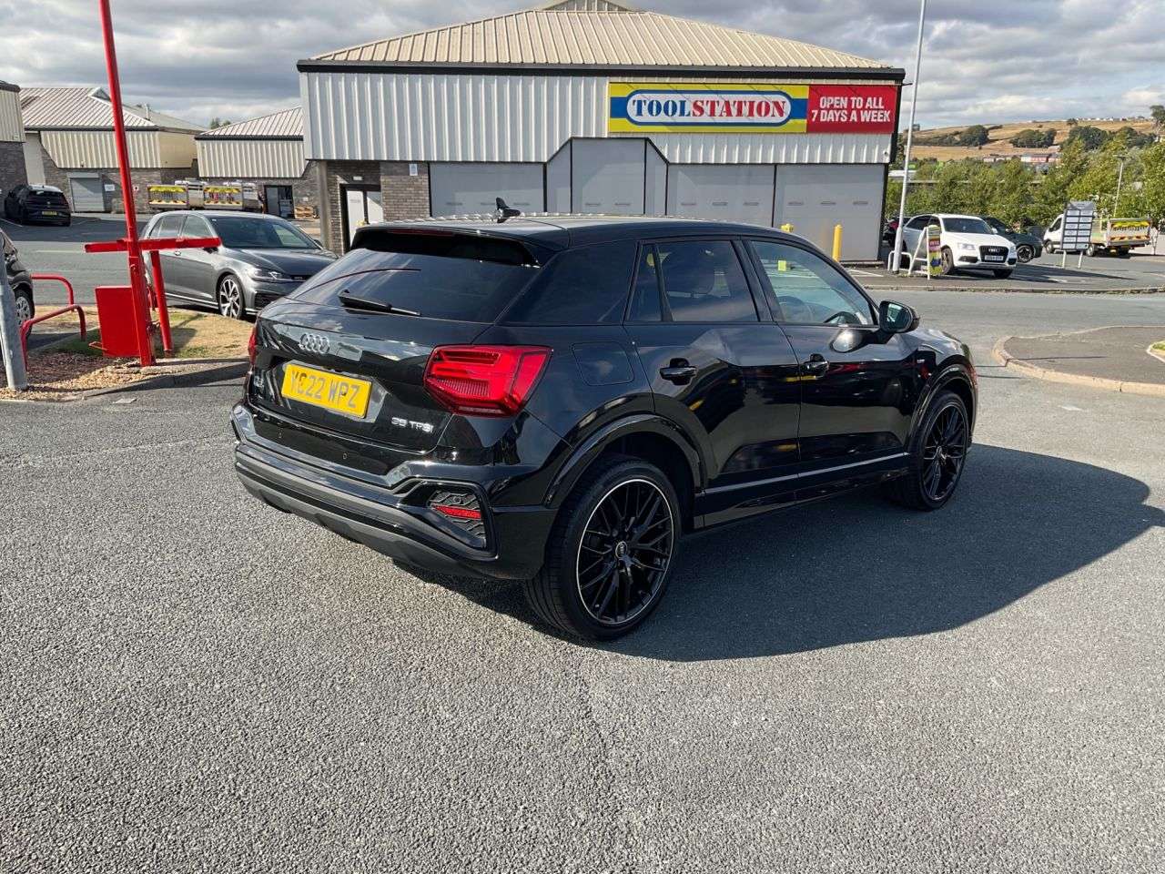 A 2022 AUDI Q2 1.5 TFSI CoD 35 Black Edition SUV 5dr Petrol S Tronic Euro 6 (s/s) (150 ps) A 2022 AUDI Q2 1.5 TFSI CoD 35 Black Edition SUV 5dr Petrol S Tronic Euro 6 (s/s) (150 ps)