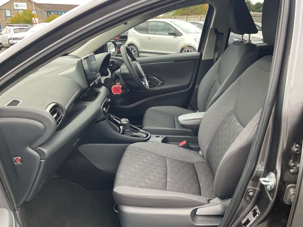 2025 TOYOTA YARIS 2025 TOYOTA YARIS