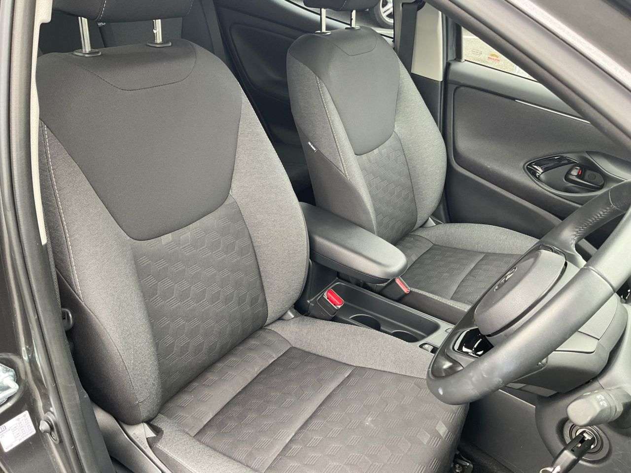 2025 TOYOTA YARIS 2025 TOYOTA YARIS