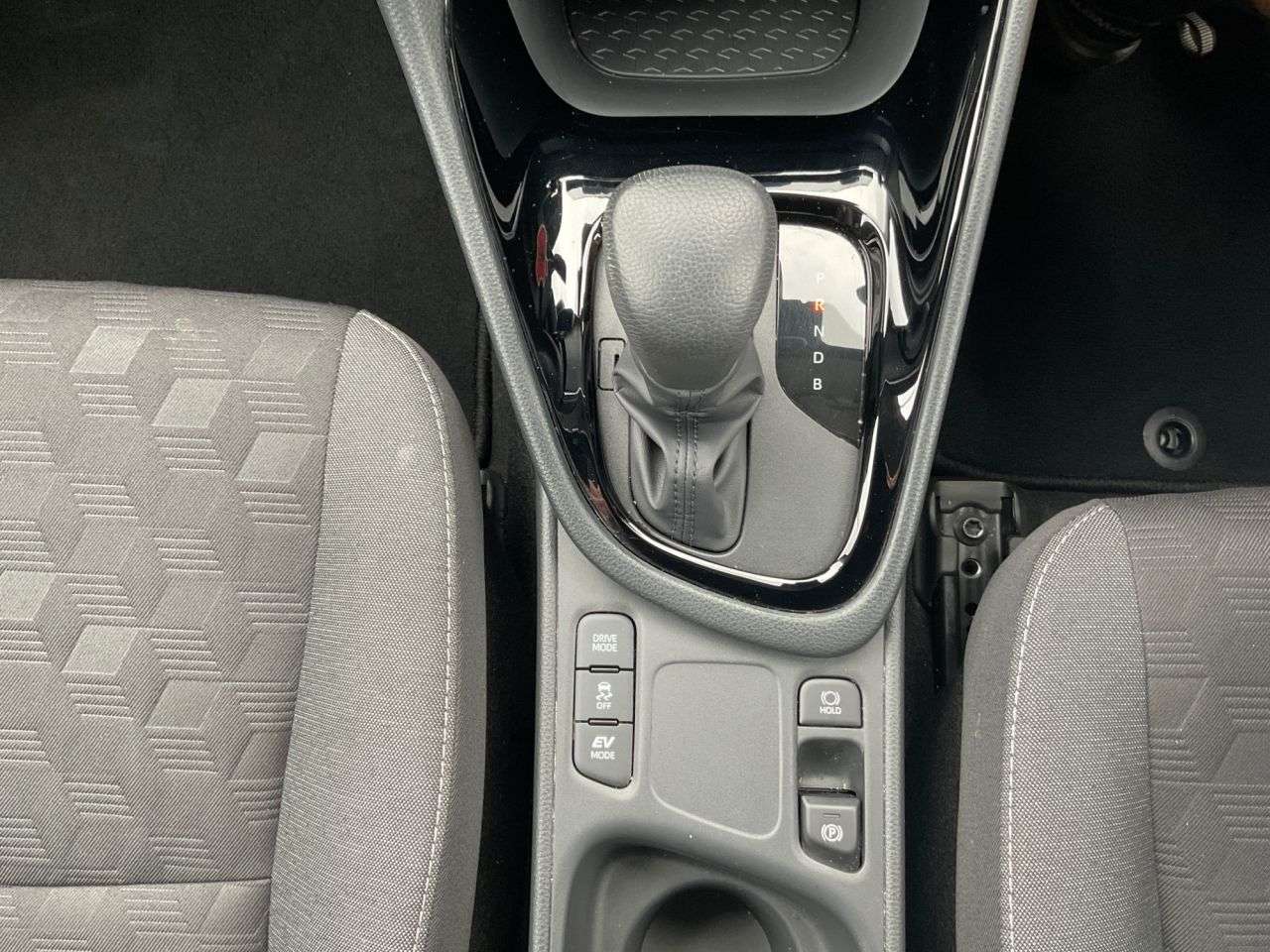 2025 TOYOTA YARIS 2025 TOYOTA YARIS