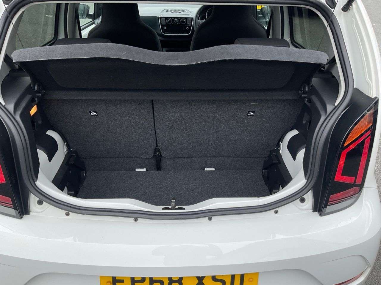 2018 VOLKSWAGEN UP! 2018 VOLKSWAGEN UP!