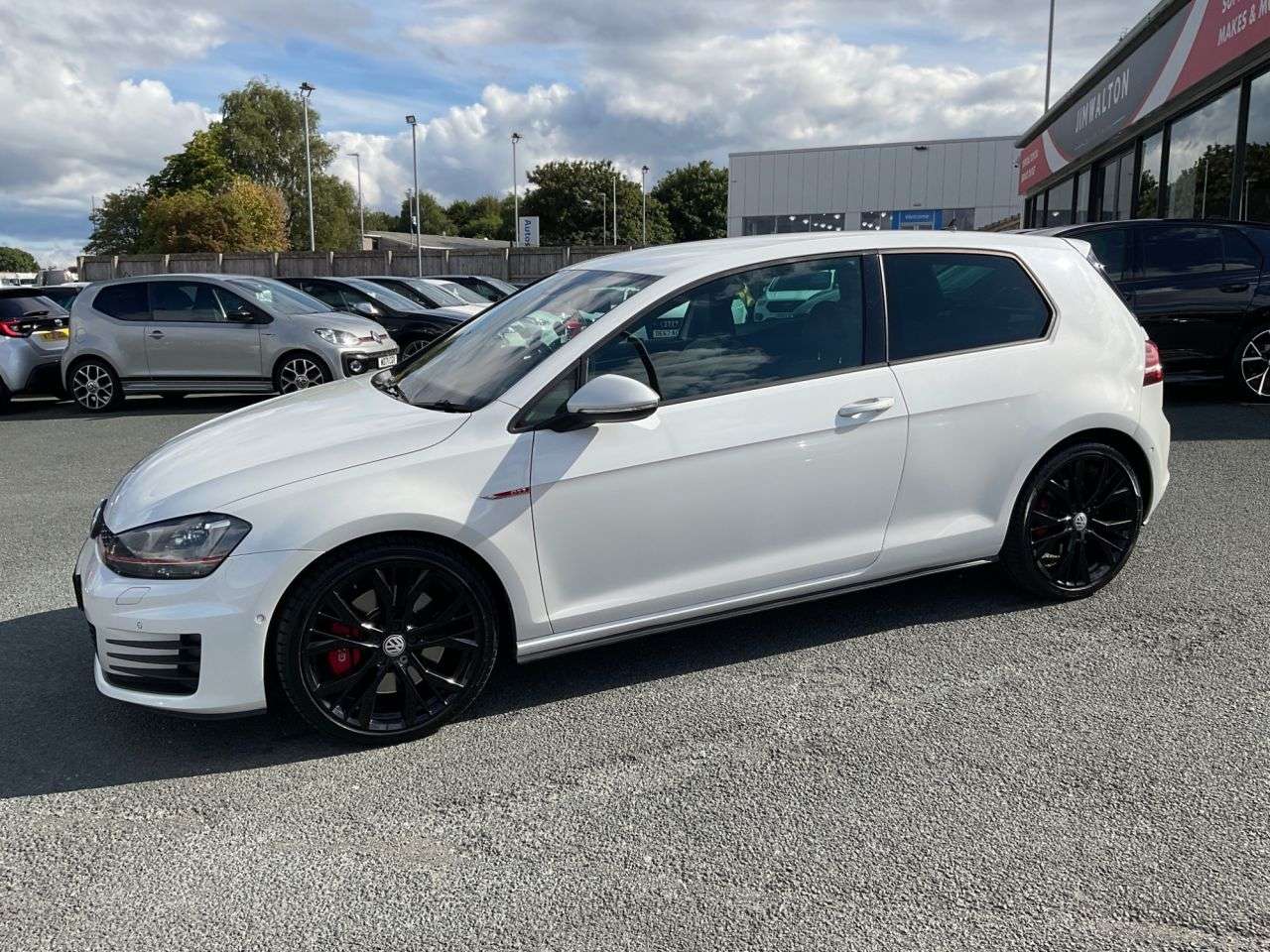 2015 VOLKSWAGEN GOLF 2015 VOLKSWAGEN GOLF