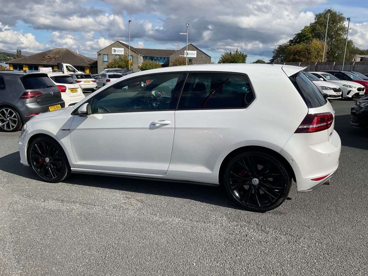 2015 VOLKSWAGEN GOLF 2015 VOLKSWAGEN GOLF